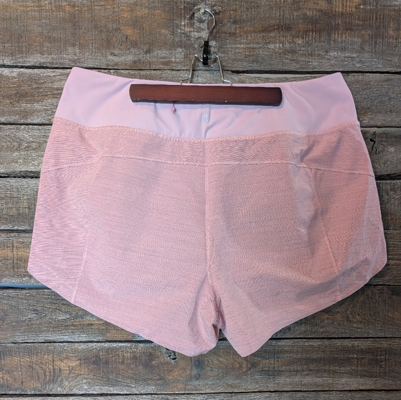 NWT Athleta Run With It Textured 3.5" Shorts - Picture 9 of 10